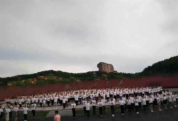 承德騰飛職業(yè)技術(shù)專修學(xué)院的一天——7月28日