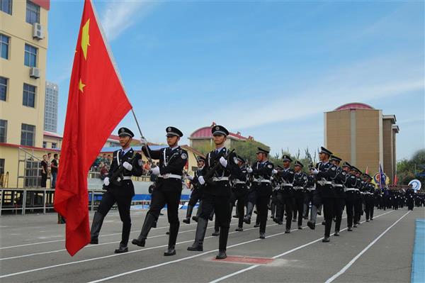 報(bào)名山東東營(yíng)金盾司法學(xué)校特警專業(yè)需要滿足什么條件？